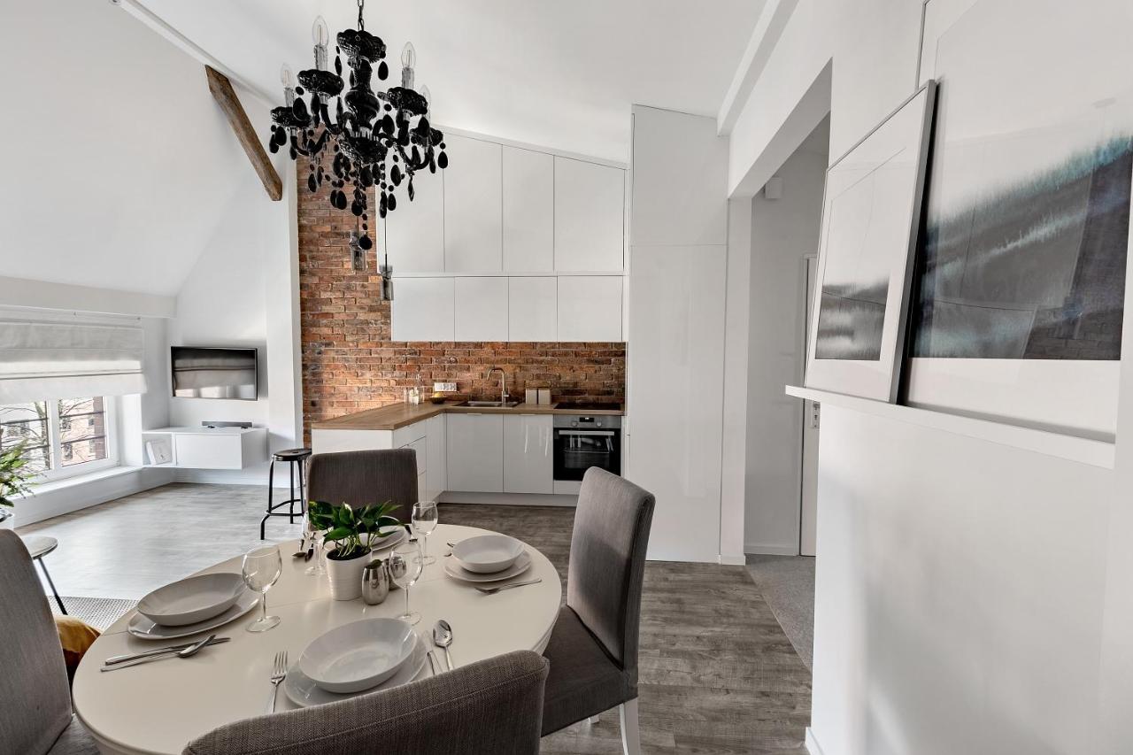 Harbor Apartments - Mikolowska คาโตวีตเซ ภายนอก รูปภาพ