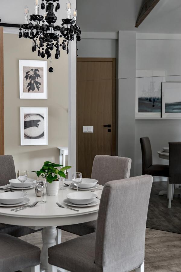 Harbor Apartments - Mikolowska คาโตวีตเซ ภายนอก รูปภาพ